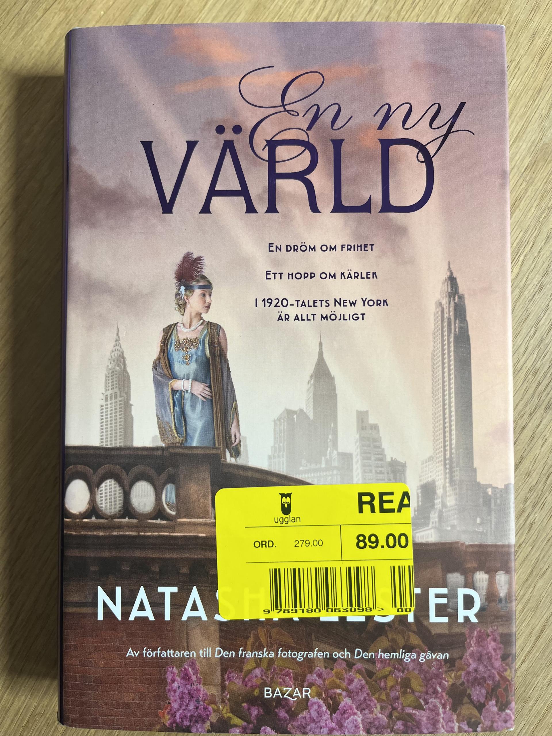 EN NY VÄRLD  - Natasha Lester
