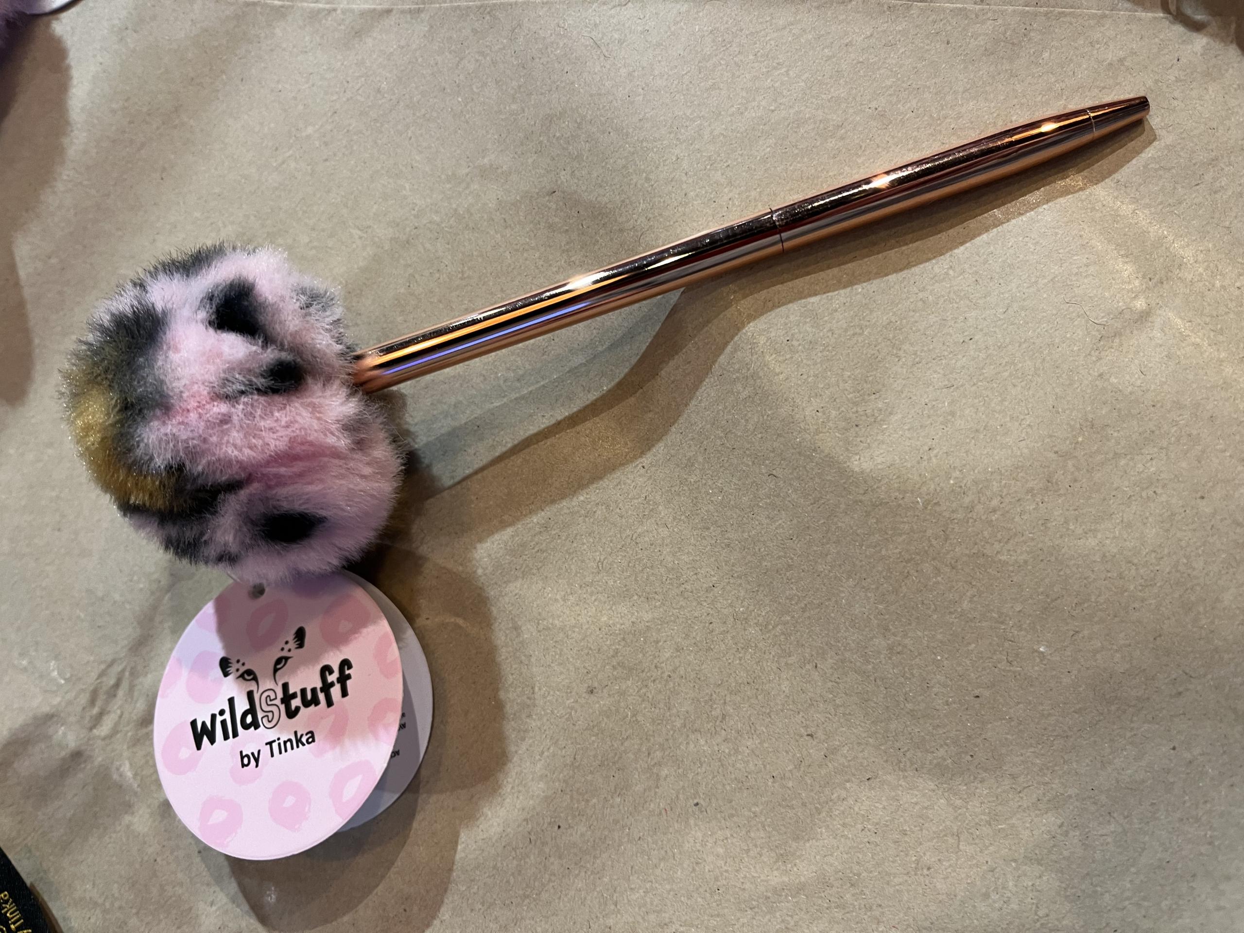 penna i rosa leo-style