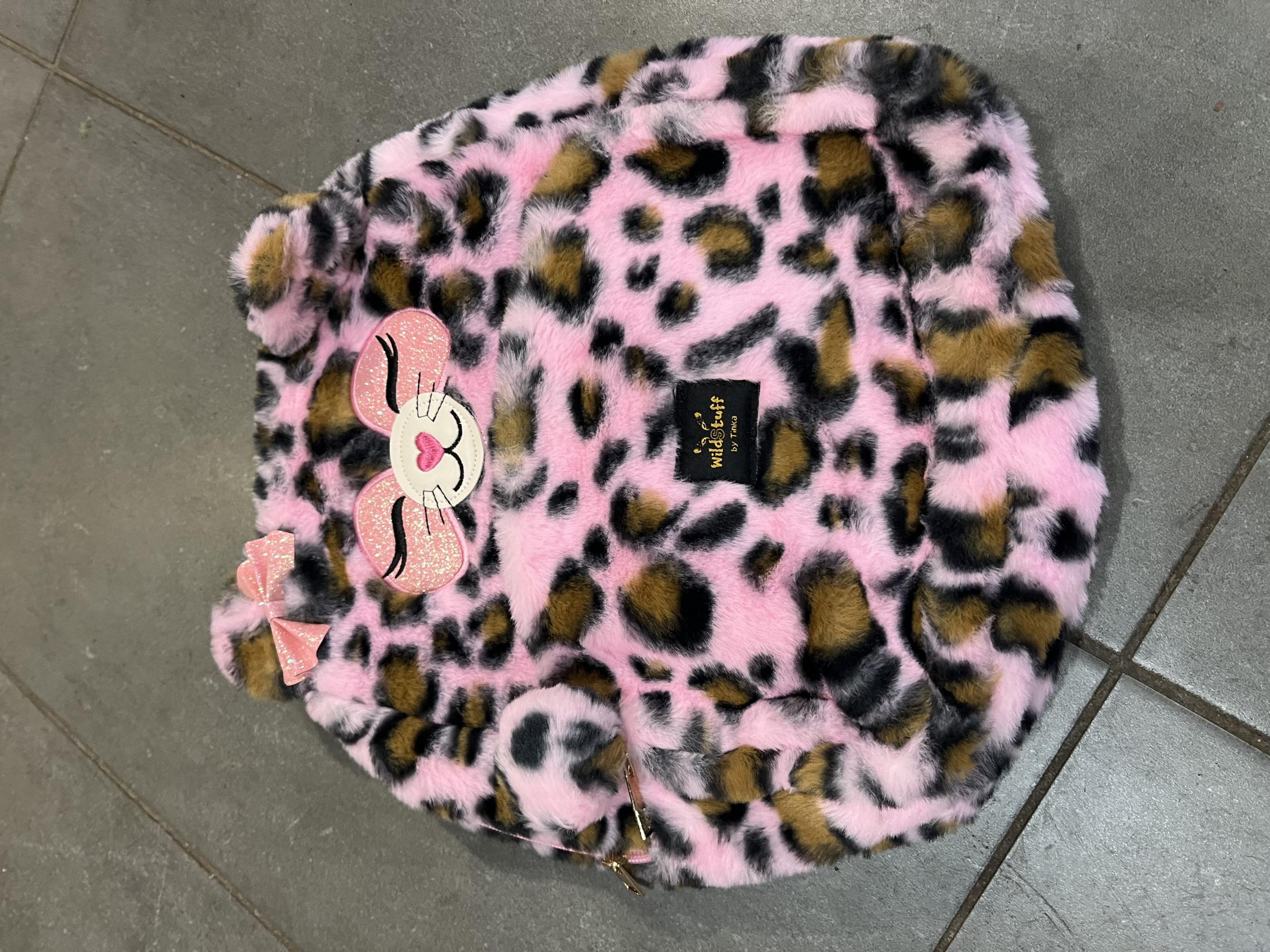 ryggsäck i rosa leo-style